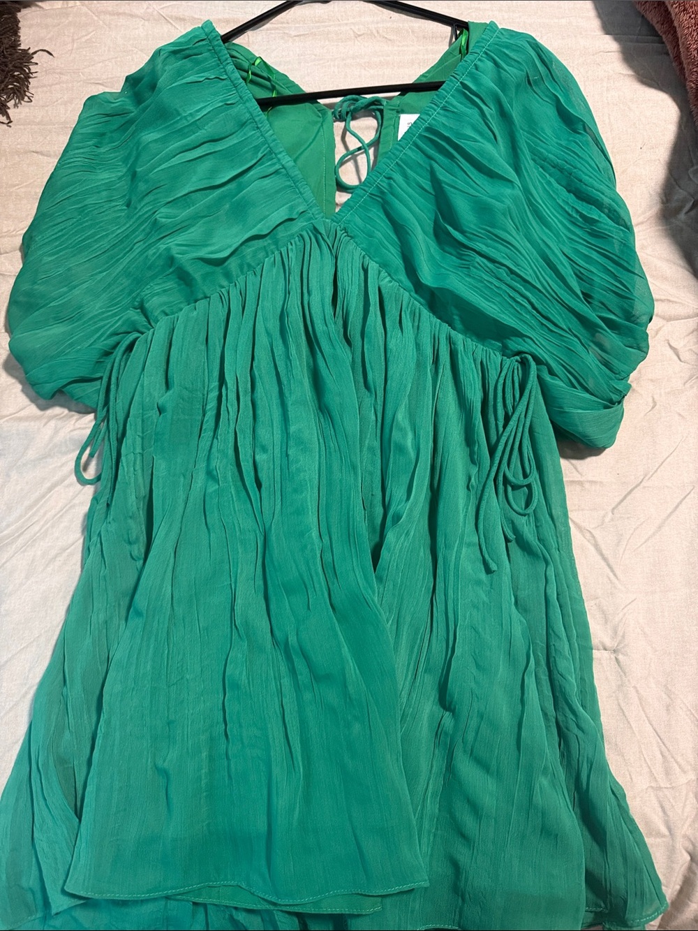 Le Lis Green Pleated V-Neck Midi Dress